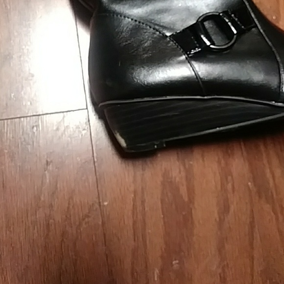 Black Flat mid calf boots - Picture 3 of 8